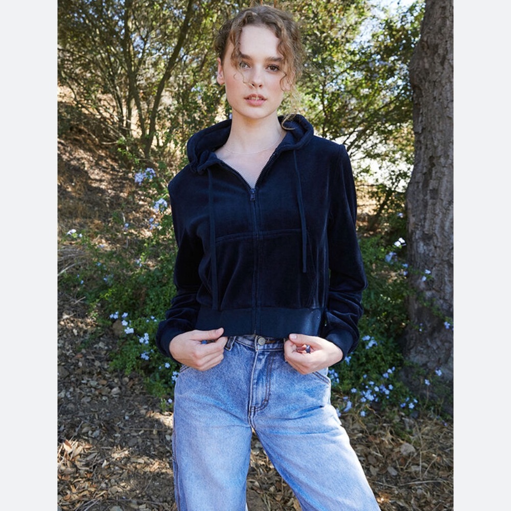 Women's Brandy Melville/John Galt Navy Velour Zip-Up Hoodie Jacke